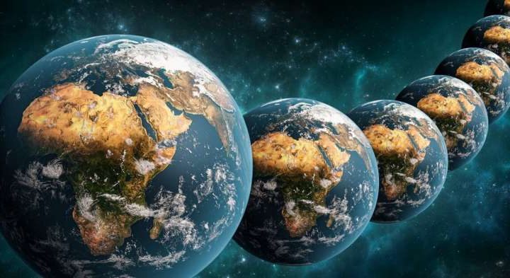 Time travel could be possible, but only with parallel timelines