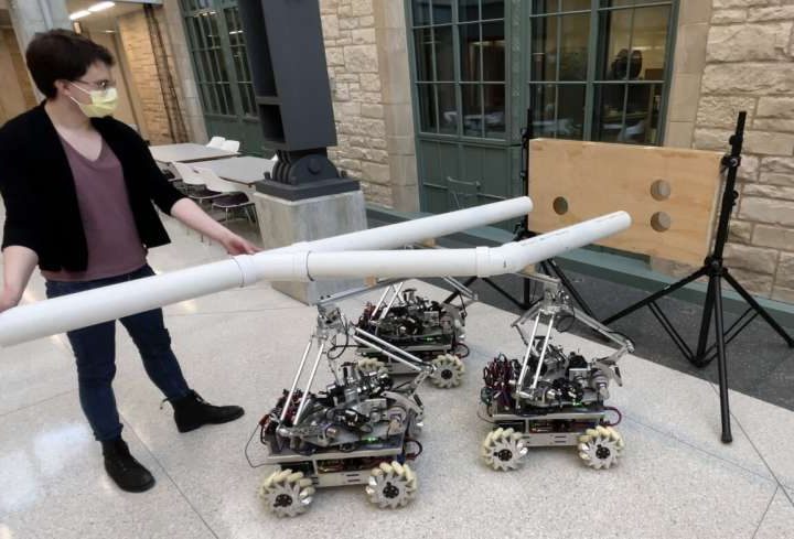 The Omnid Mocobots: New mobile robots for safe and effective collaboration