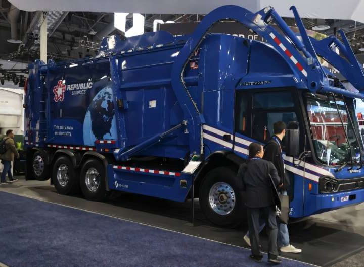 At CES, AI-powered garbage trucks reduce battery fire risk