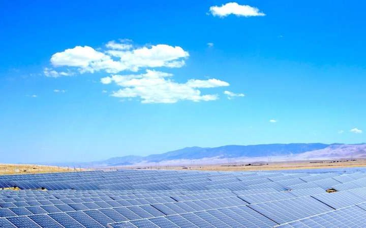 Emerging field of ‘energy meteorology’ sheds light on solar farms’ desert impact