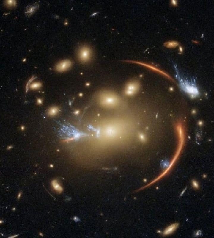 Dead Galaxy Cluster Is Making Stars Again—And Astronomers Are Stumped