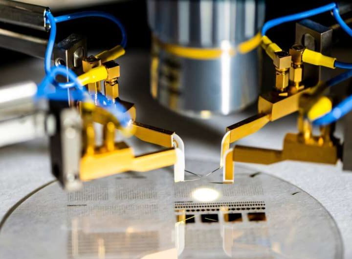 Nanomanufacturing process slashes chip production costs by 99%