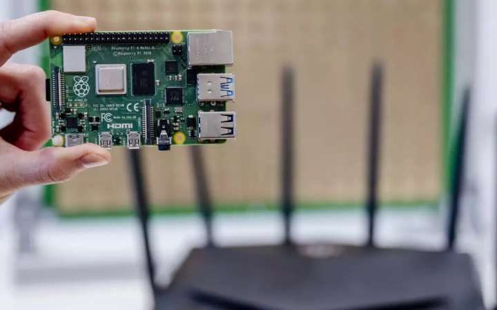 Selective jamming: Reconfigurable intelligent surfaces reveal new method of attacking Wi-Fi networks