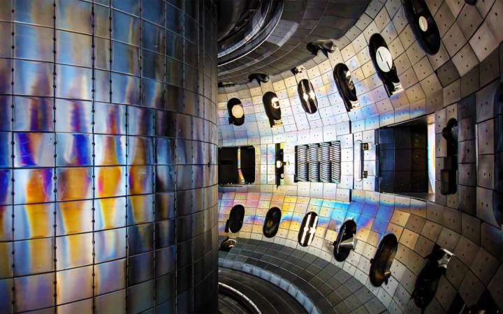 Some fuel will get stuck in inner walls of fusion vessels: Research provides a better idea of how much