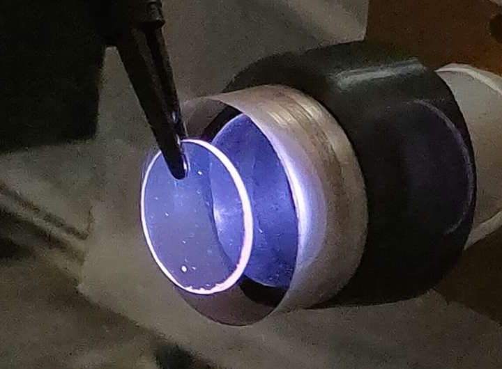 Quantum-inspired advancement turns crystal gaps into terabyte storage for classical memory