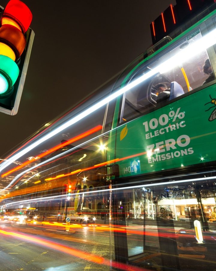 Electrification to drive 60% of UK’s carbon cuts by 2040, say climate advisors