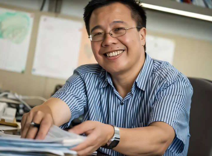 Quantum entanglement reveals strange metals’ unique electron behavior at critical point