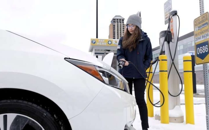 AI model can help extend life and increase safety of electric vehicle batteries