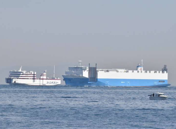 Explainable AI for ship navigation raises trust, decreases human error