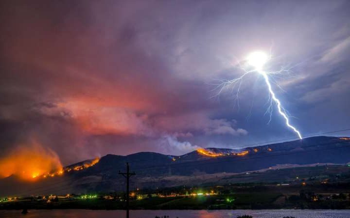 AI model can predict lightning-induced wildfires with unprecedented accuracy