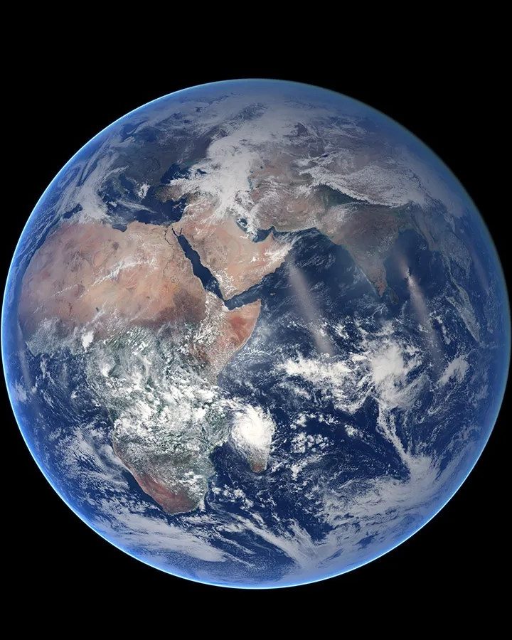 The Habitability of Earth Tells Us the Likelihood of Finding Life Elsewhere