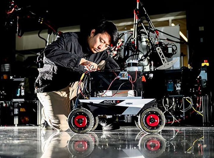 Robotics researchers develop algorithms that make mobile navigation more efficient