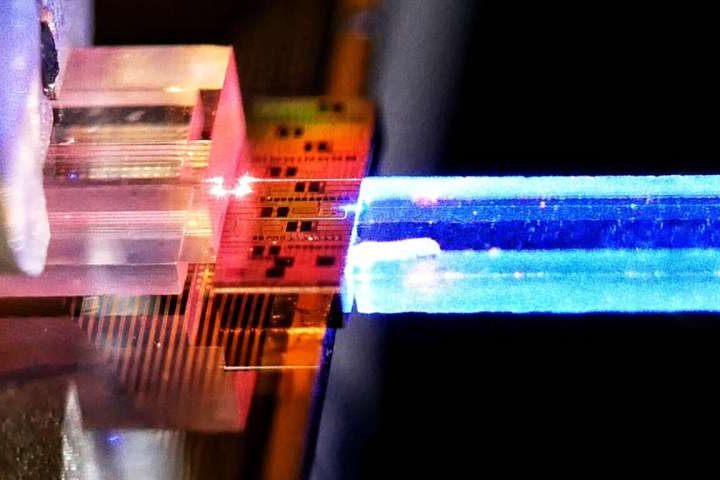 Single-photon technology powers 11-mile quantum communications network between two campuses