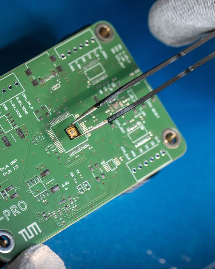 Brain-inspired AI chip can process data locally without need for cloud or internet