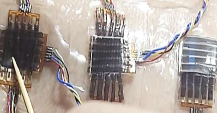 Scalable method creates self-healing, stretchable transistors and circuits