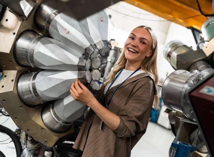 The heaviest proton emitter: New type of atomic nucleus discovered