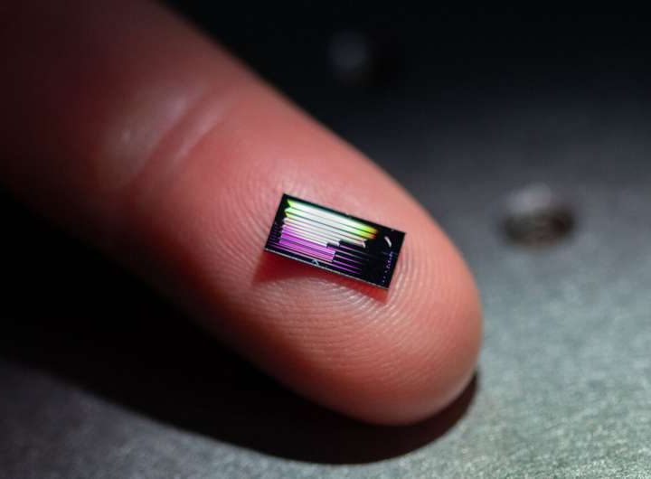 Photon ‘time bins’ and signal stability show promise for practical quantum communication via fiber optics