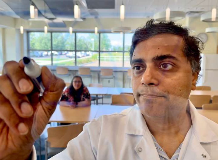 Scientist returns to microbial roots and discovers potential quantum computing advancement