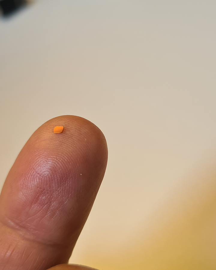 Tiny electronic eye implant restores reading vision to blind eyes