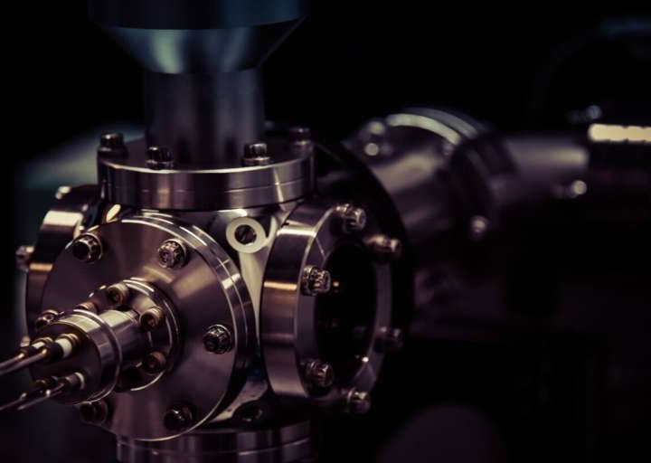 On-chip cryptographic protocol lets quantum computers self-verify results amid hardware noise