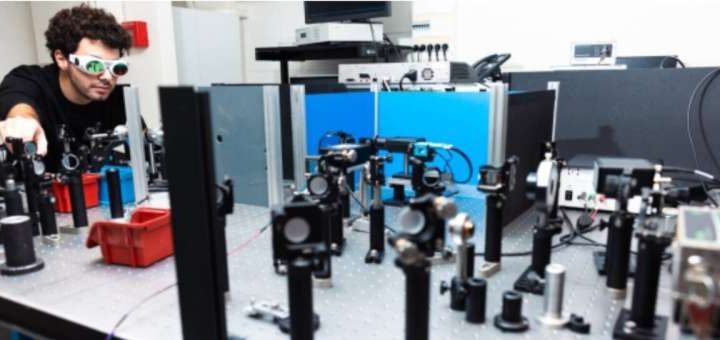 Ultra-fast laser platform enables fabrication and study of nanostructures in metal films