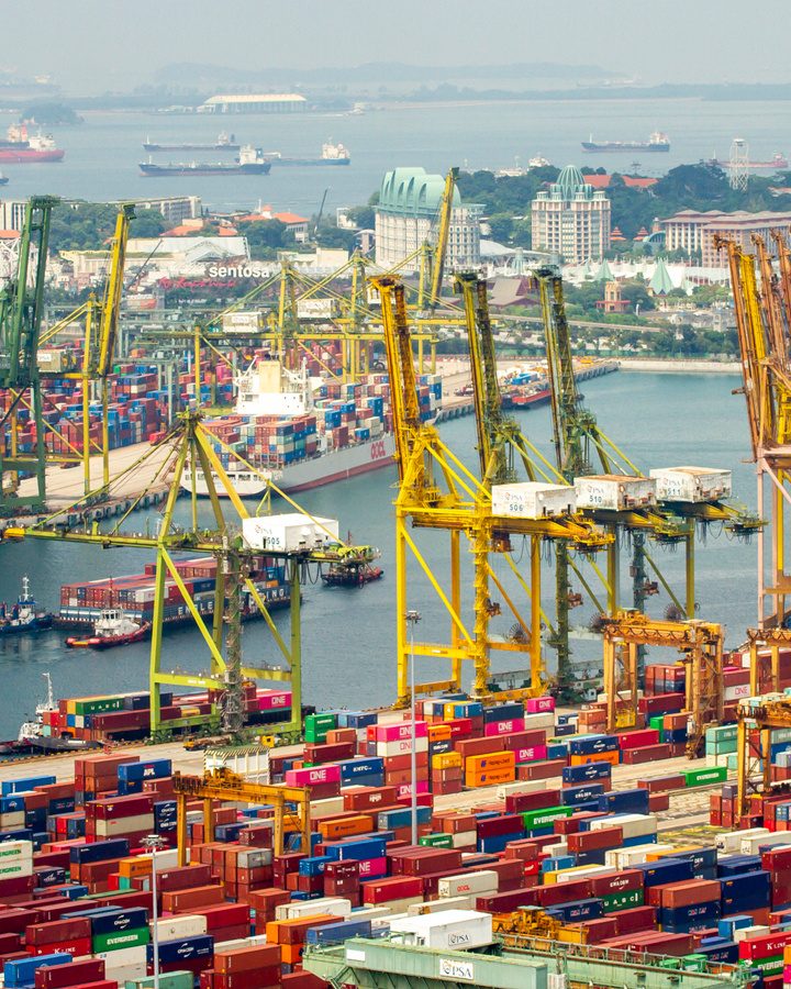 Singapore to issue licences for methanol ship refuelling from 2026