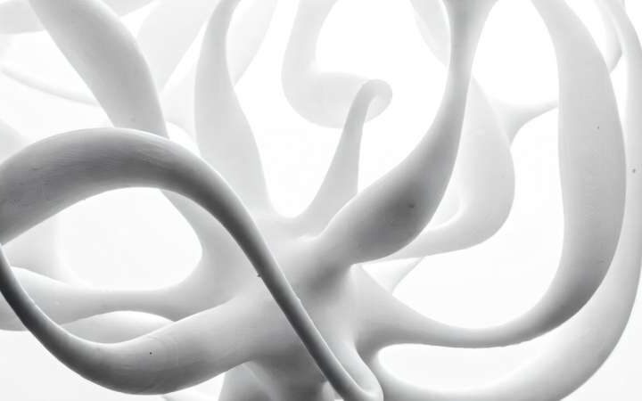 Scientists use string theory to crack the code of natural networks