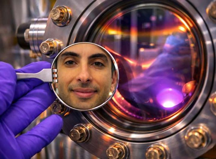 Brain-inspired nanoelectronic device could cut AI hardware energy use by 70%