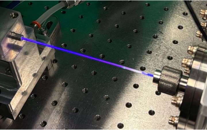 Compact vacuum ultraviolet laser may improve nanotechnology and power nuclear clocks