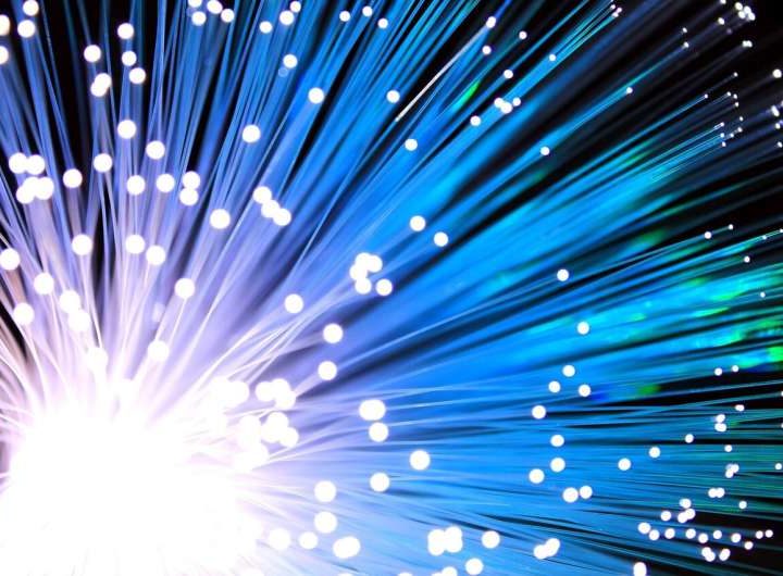 New fiber optic data transmission speed record