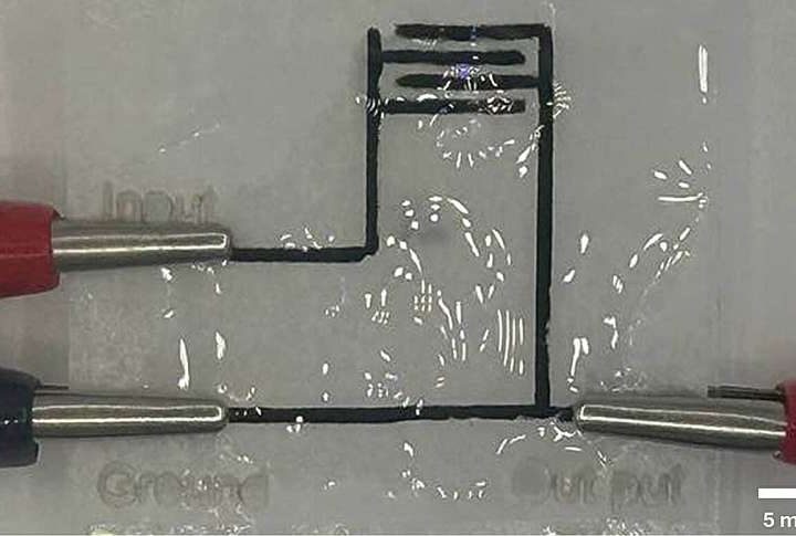 Lasers turn parchment paper into high-performance electronic circuits