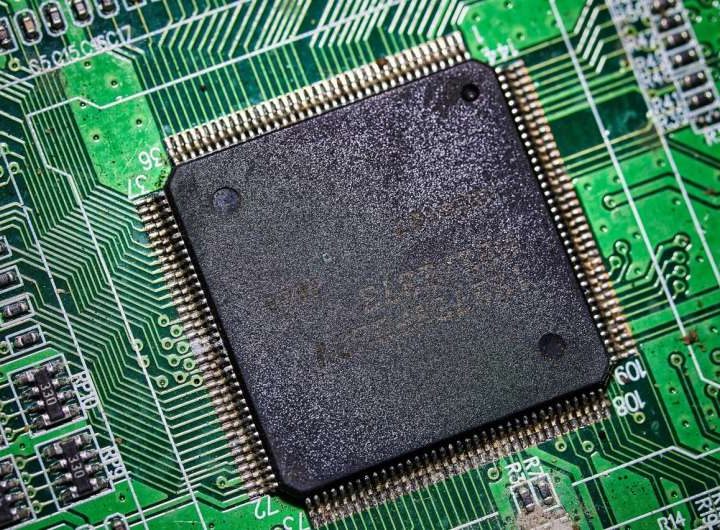 Reshore semiconductor manufacturing to UK and US to meet sustainability goals, study says
